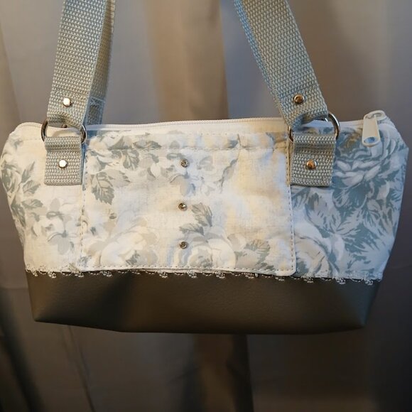 New Roses Floral Handbag Gray pale teal white Faux leather contrast Country chic - Picture 9 of 9